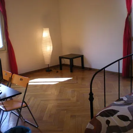 Old Town And 5* Boloňa