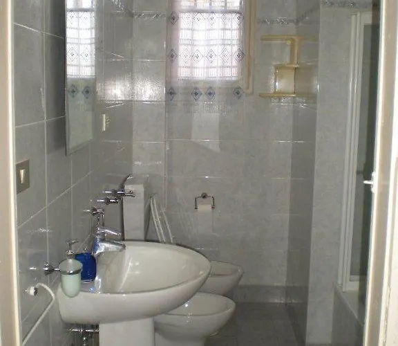 Old Town And Frühstückspension Bologna