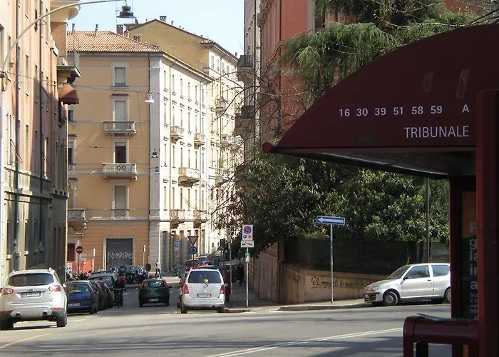 Old Town And 5* Bologna