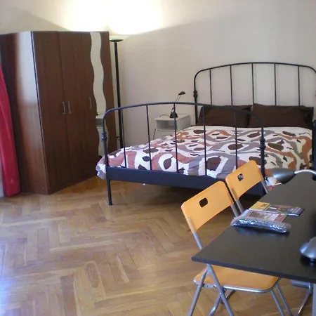 Bed & Breakfast Old Town And 5*